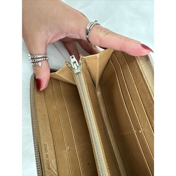 PRADA Tan Leather Zippy Wallet - Picture 11 of 16